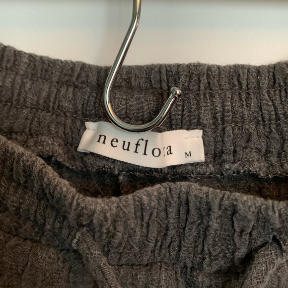Neuflora Paxton Shorts | Size Medium - Picture 4 of 7